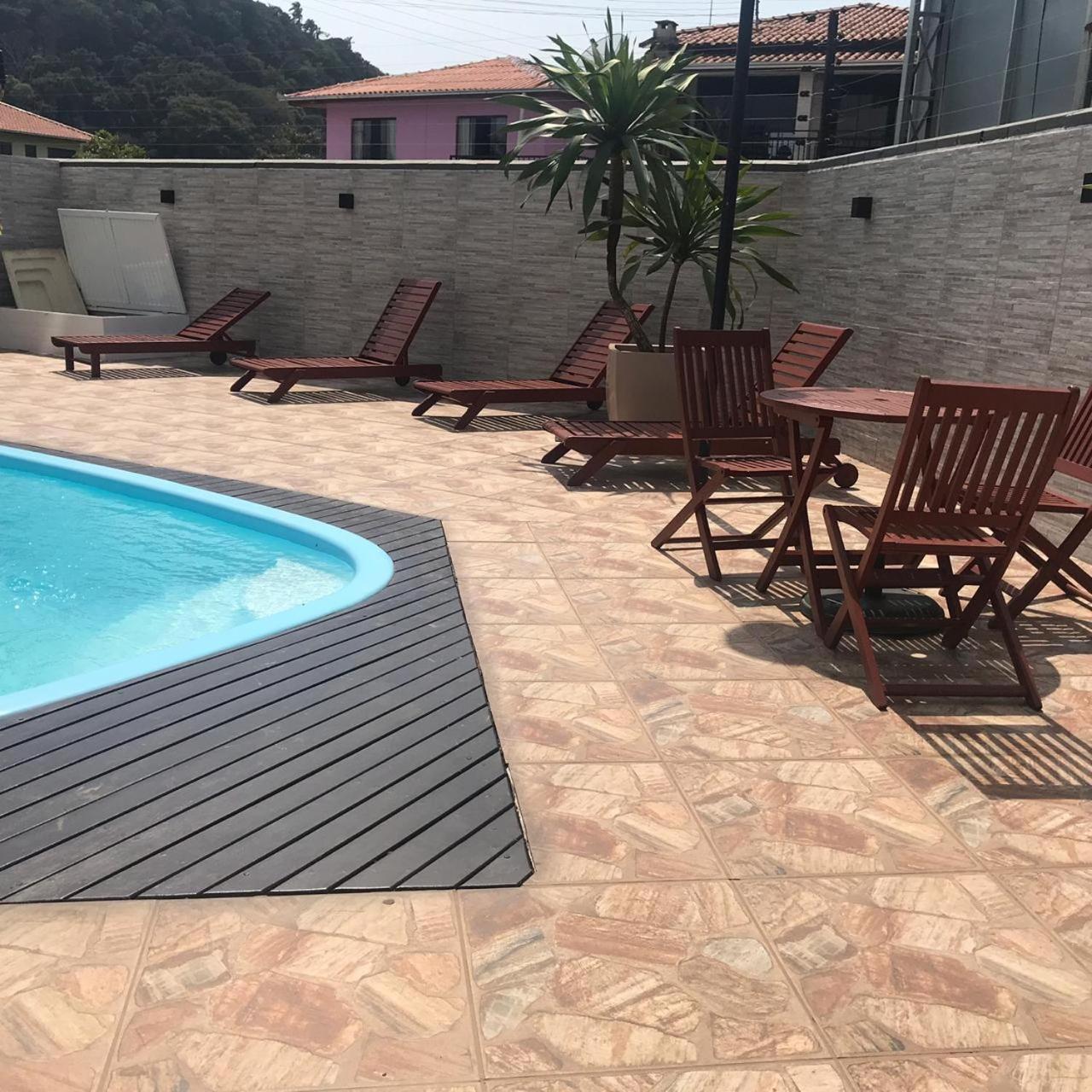 Hospedagem Praia Word Penha Sc Екстериор снимка